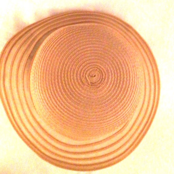 Straw Swan Hat New York, Camel - Picture 2 of 4